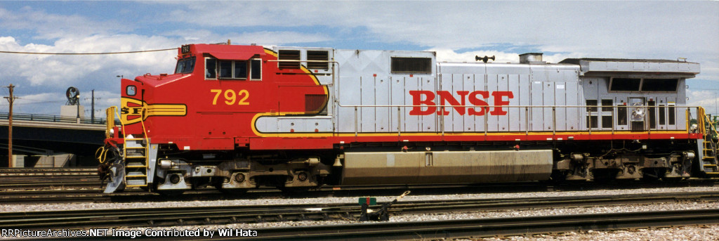 BNSF C44-9W 792